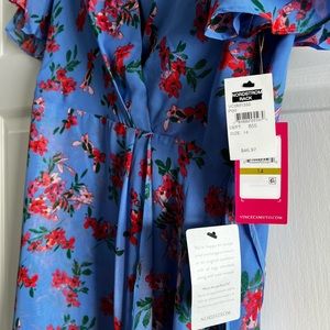 Vince Camuto size 14 dress. Bought at Nordstrom Rack, never worn. Tags still on.
